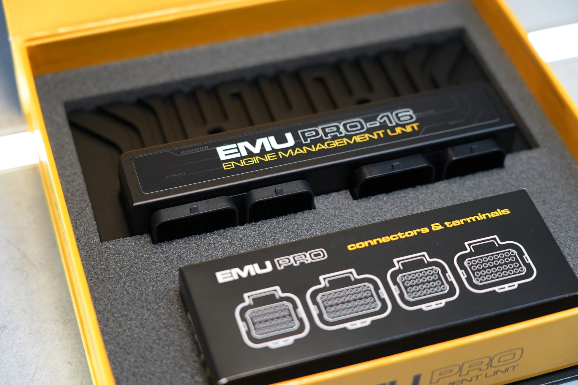 https://www.speeding.no/image/27856/ECU-Master-PRO-16_05.JPG